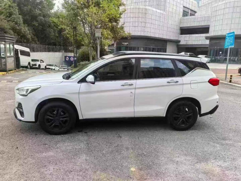 湖州20年哈弗M63