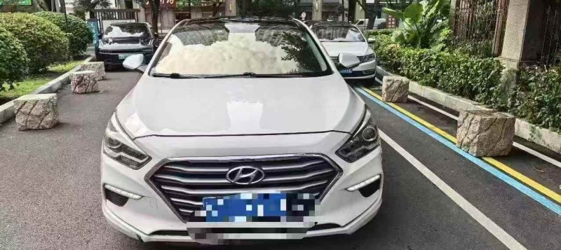 开封18年现代名图1