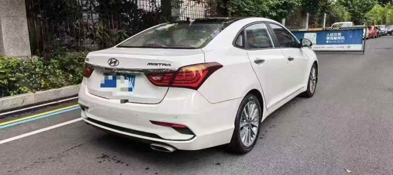 开封18年现代名图8