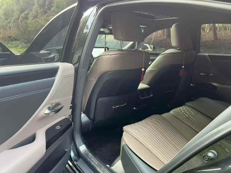 温州24年雷克萨斯ES6