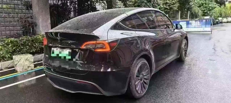 嘉兴23年特斯拉MODEL Y8
