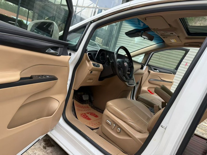 徐州21年别克GL84