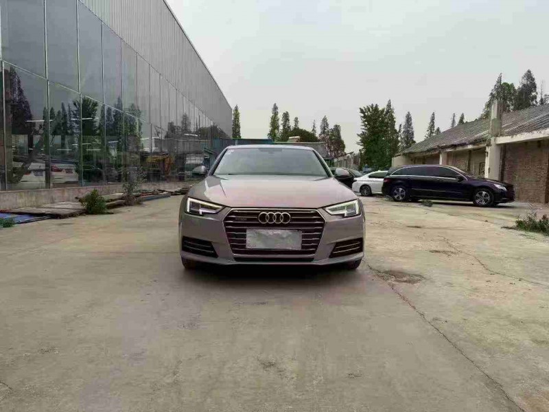 徐州17年奥迪A4L1