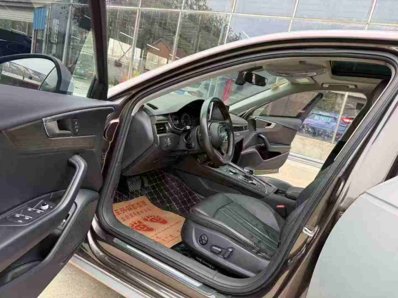 徐州17年奥迪A4L4