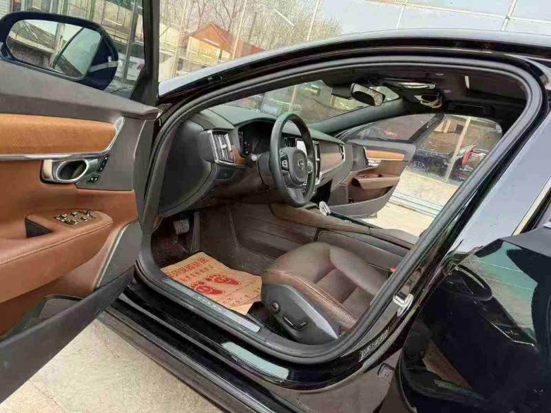 徐州22年沃尔沃S904