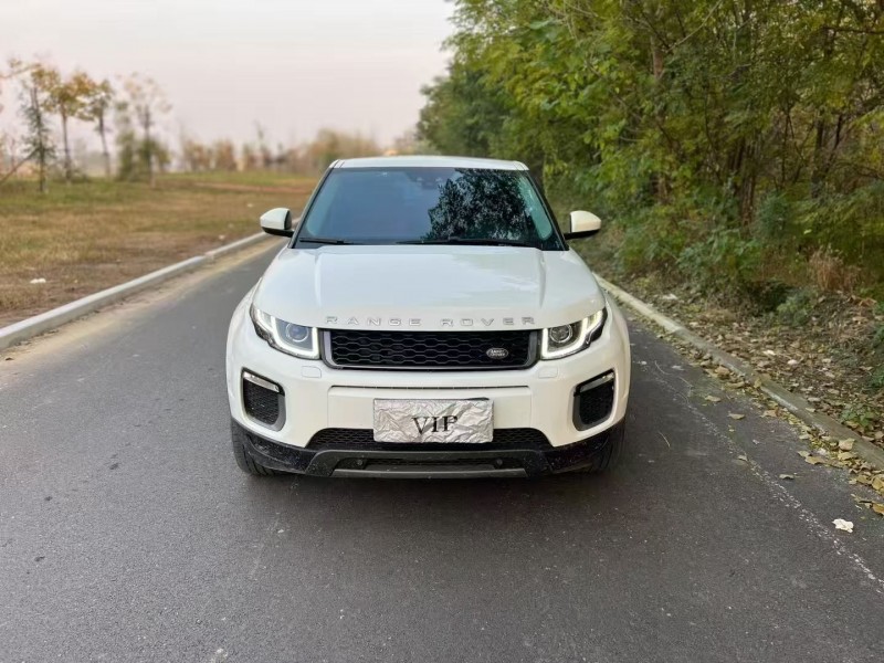 淄博17年路虎极光1