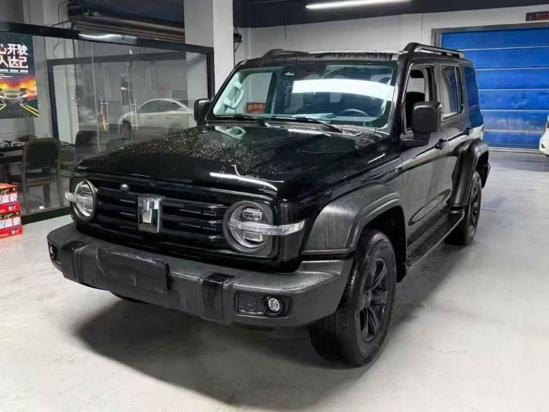 成都23年长城汽车坦克2