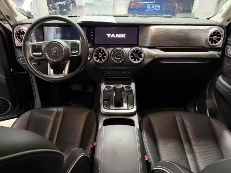 成都23年长城汽车坦克5