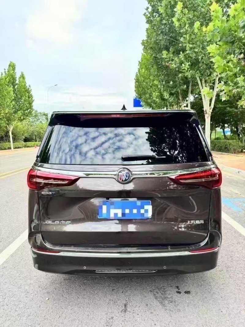 济南22年别克GL88