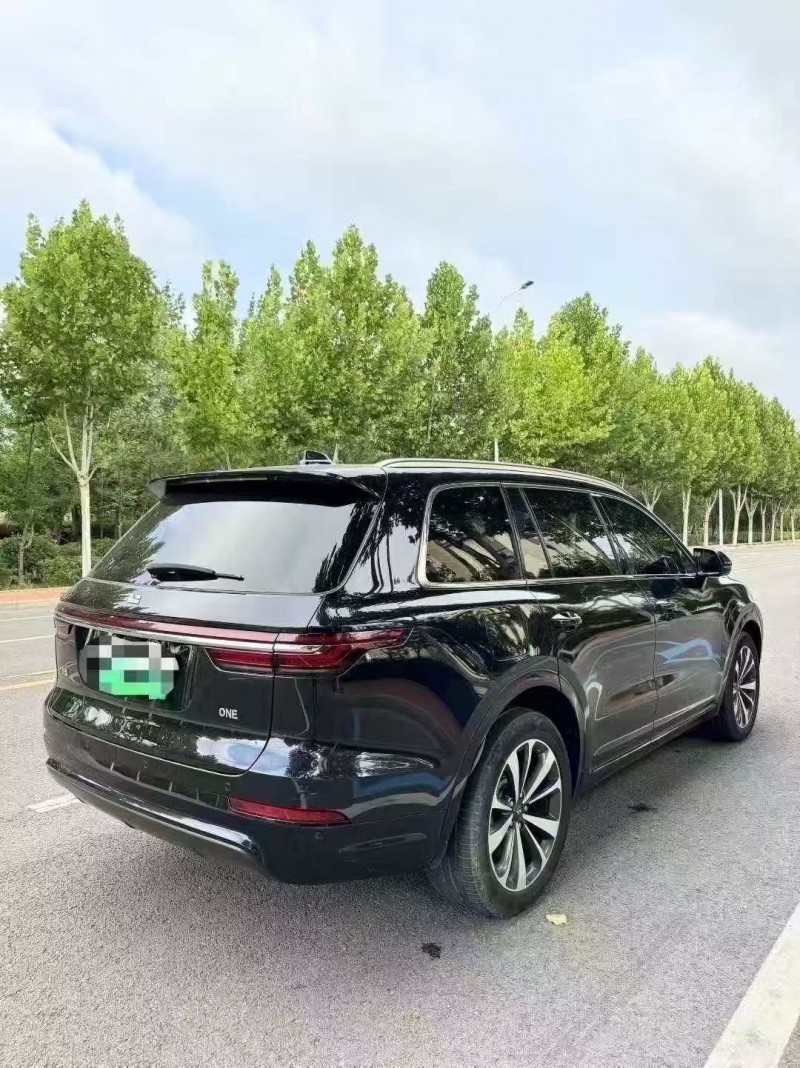 东营20年理想理想ONE8