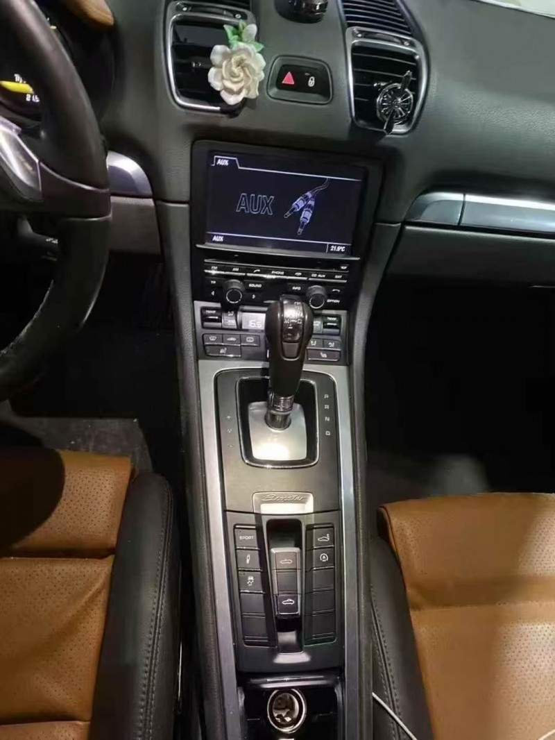 东营14年保时捷7185