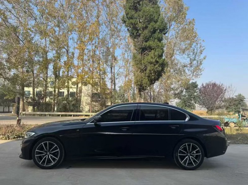 菏泽22年宝马3系7