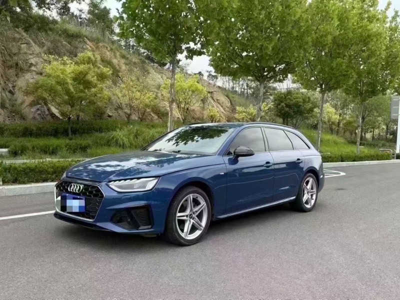 济宁23年奥迪A4L3