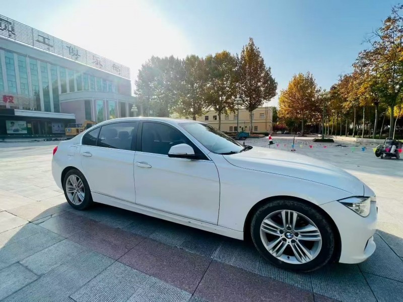 东营17年宝马3系2
