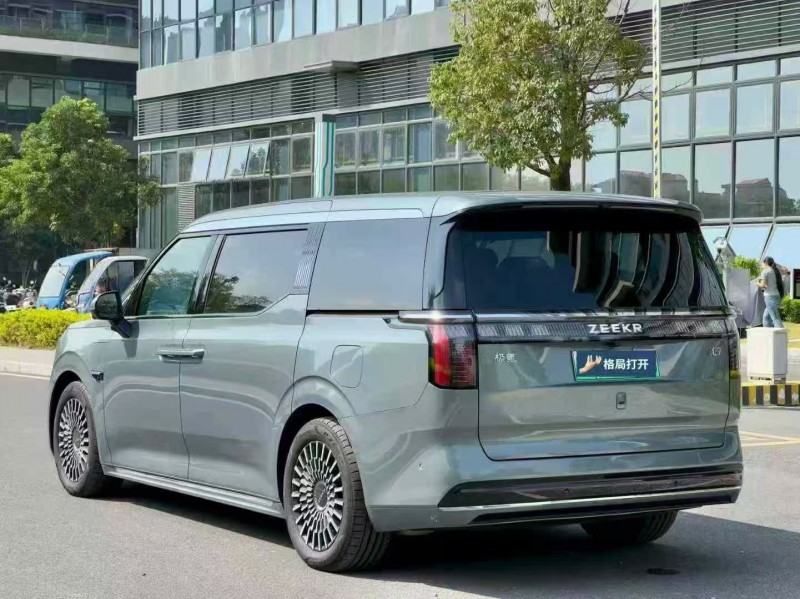 东莞25年极氪汽车0098