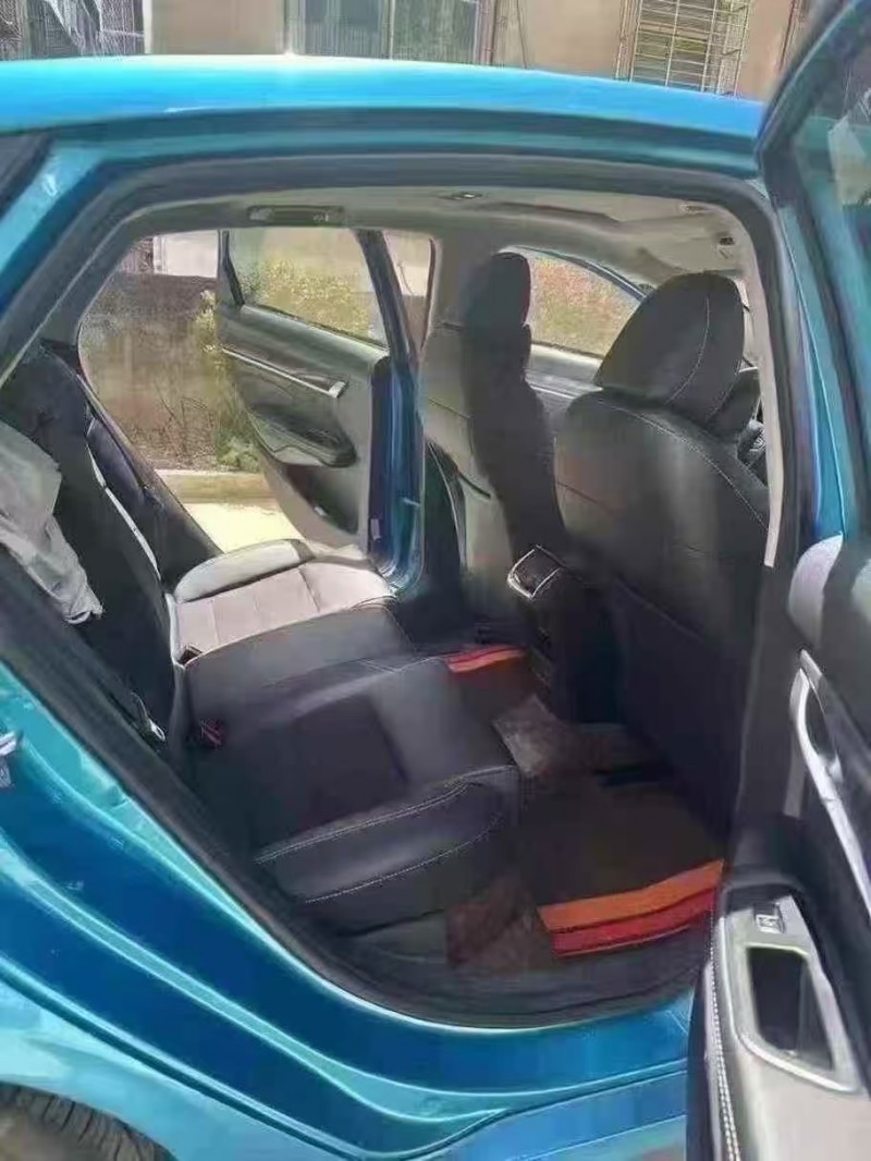 襄阳21年吉利缤瑞8