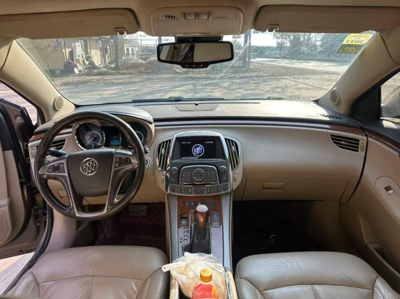 菏泽13年别克君越4