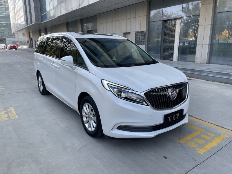 济宁19年别克GL82