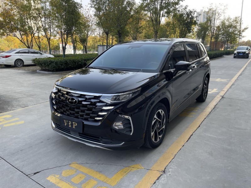 济宁23年现代库斯图2