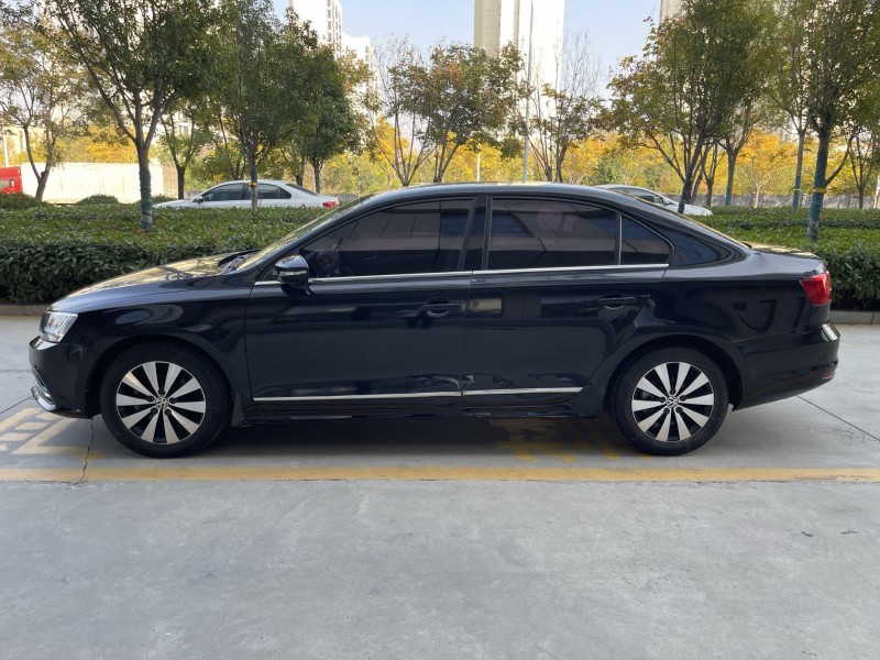 济宁18年大众速腾8