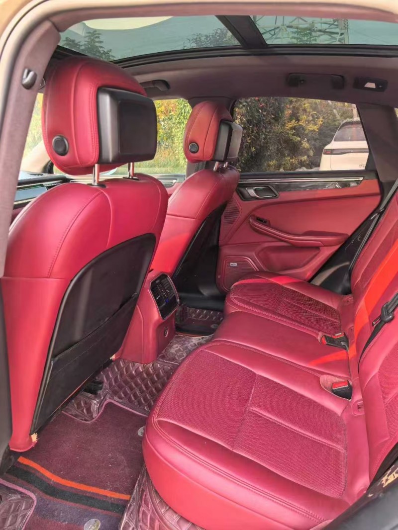 菏泽17年保时捷Macan5