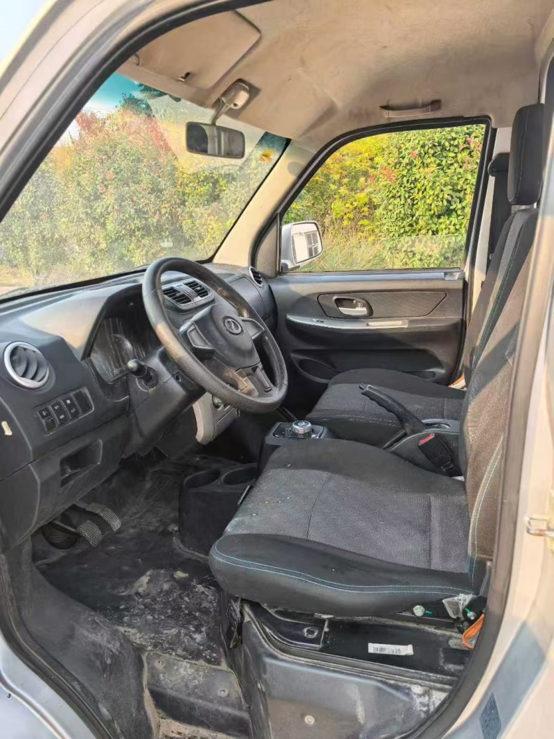 菏泽23年瑞驰EC35新能源4