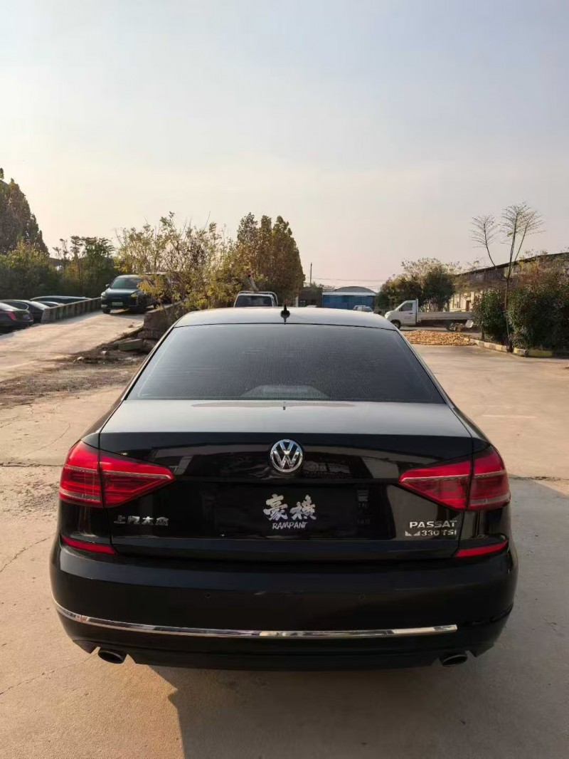 菏泽17年大众帕萨特9