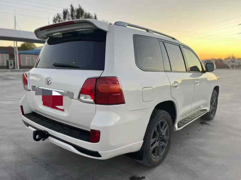 天津15年丰田兰德酷路泽2