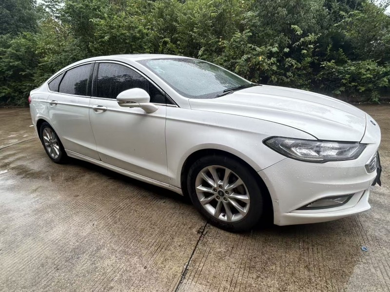 娄底17年福特蒙迪欧2