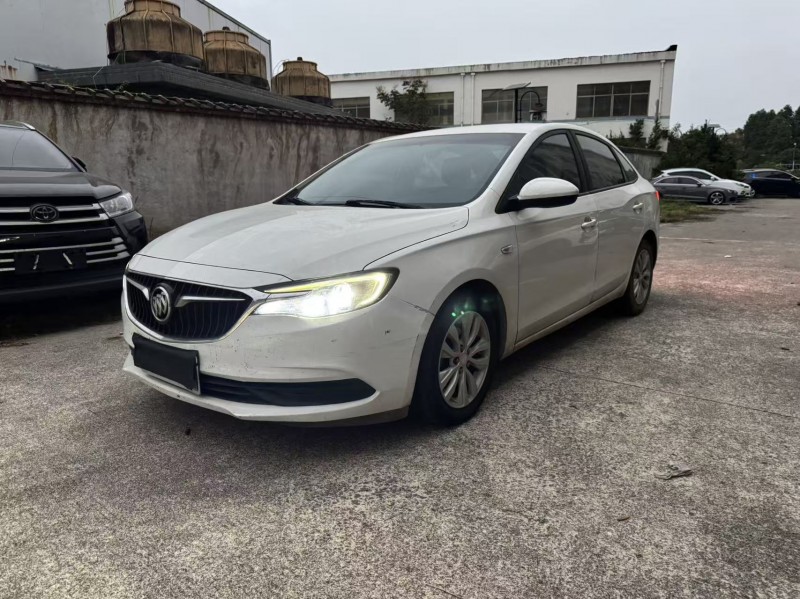 娄底21年别克英朗2