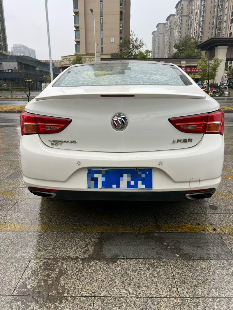 赣州17年别克威朗2