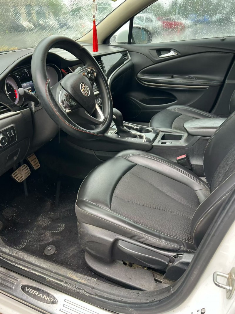 赣州17年别克威朗6