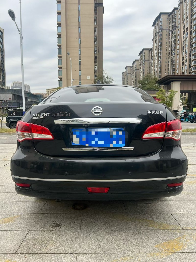 赣州17年日产轩逸2