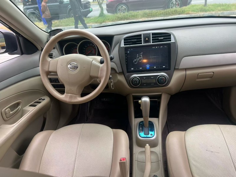 赣州17年日产轩逸8