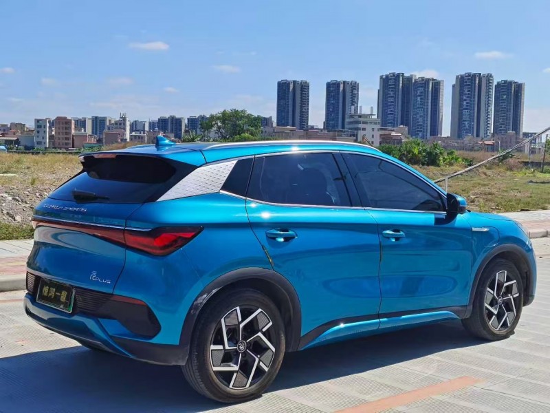 深圳23年比亚迪元7