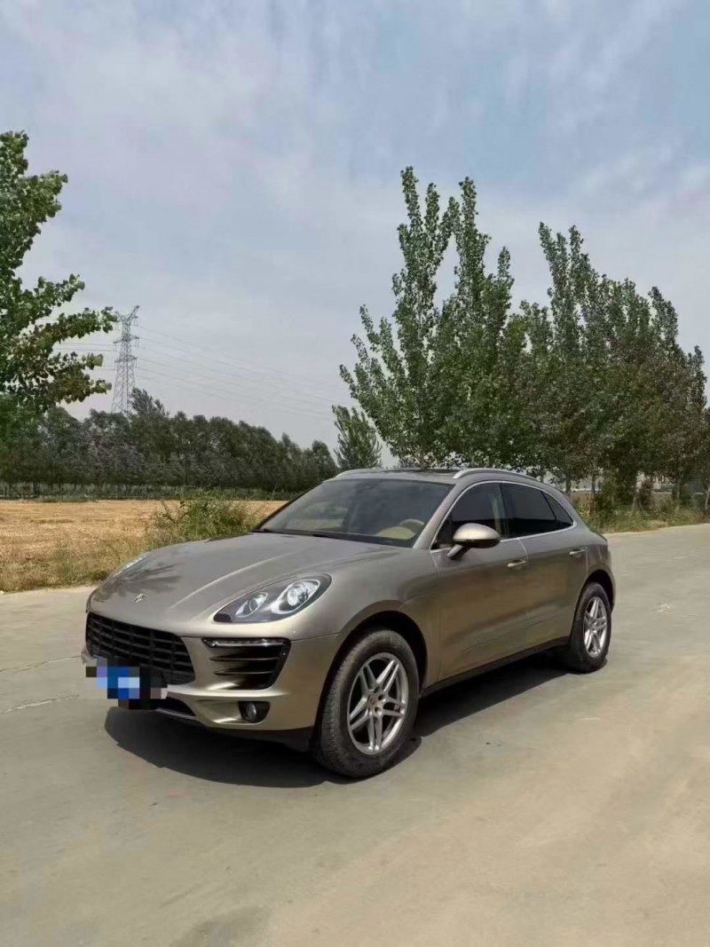 菏泽17年保时捷Macan2
