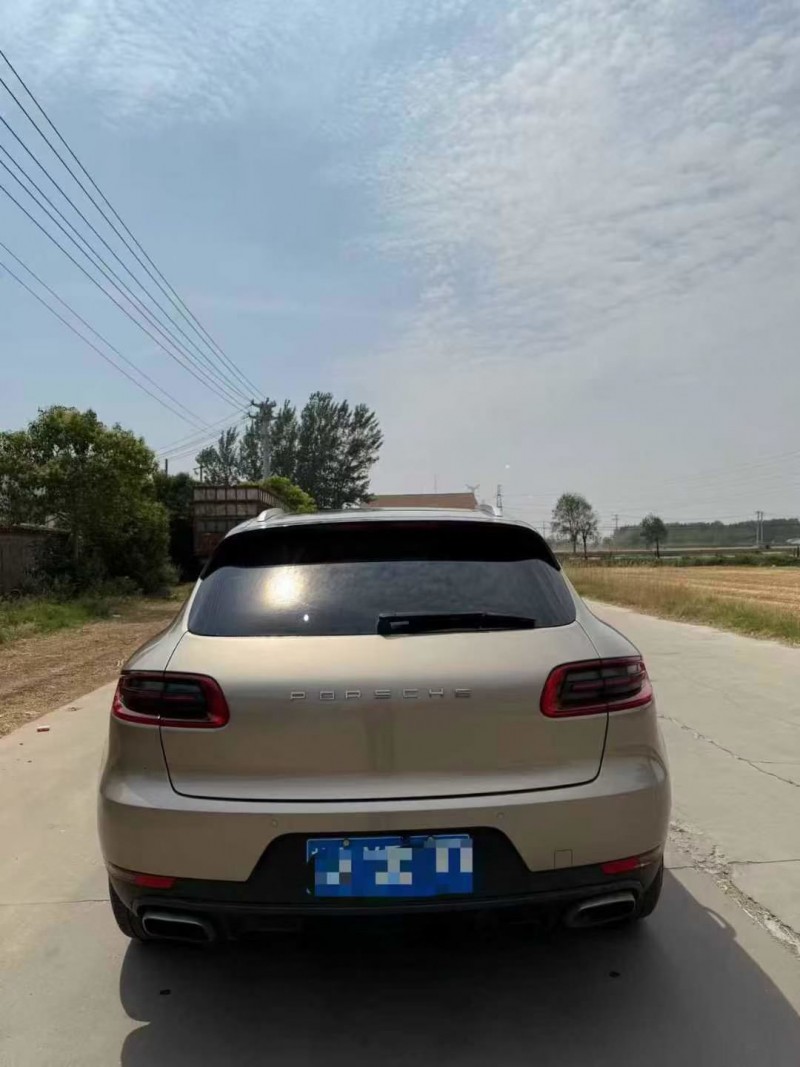 菏泽17年保时捷Macan9