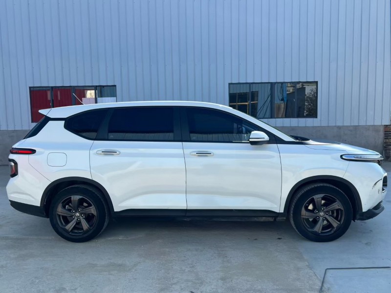 徐州21年宝骏rm56