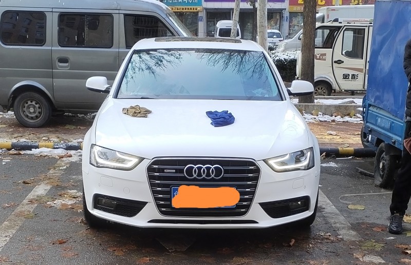 济宁14年奥迪A4L1