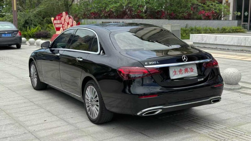 阳江22年奔驰E6
