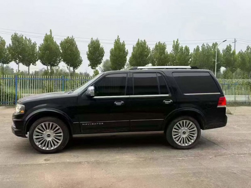 菏泽17年林肯领航员7