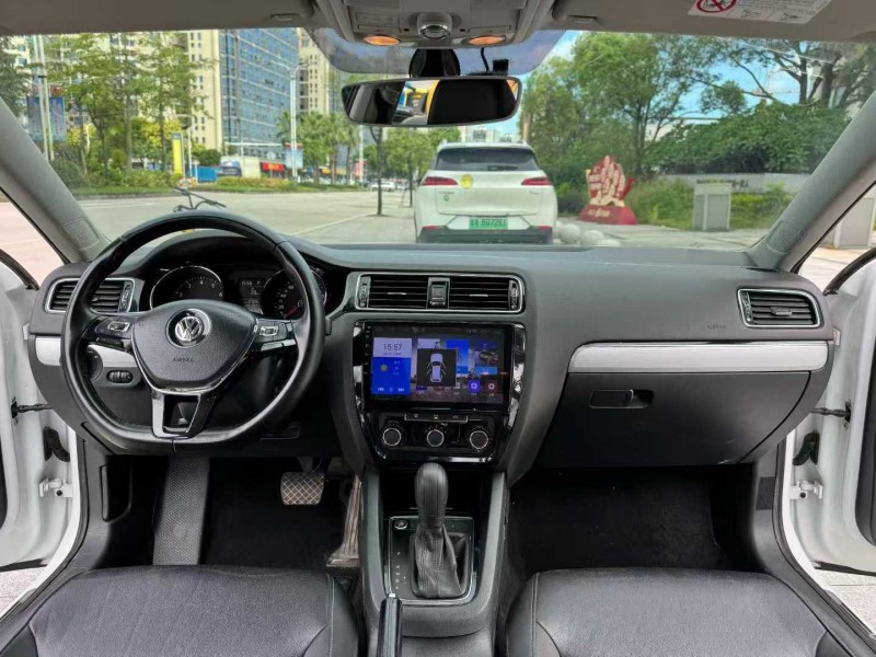 阳江19年大众速腾3