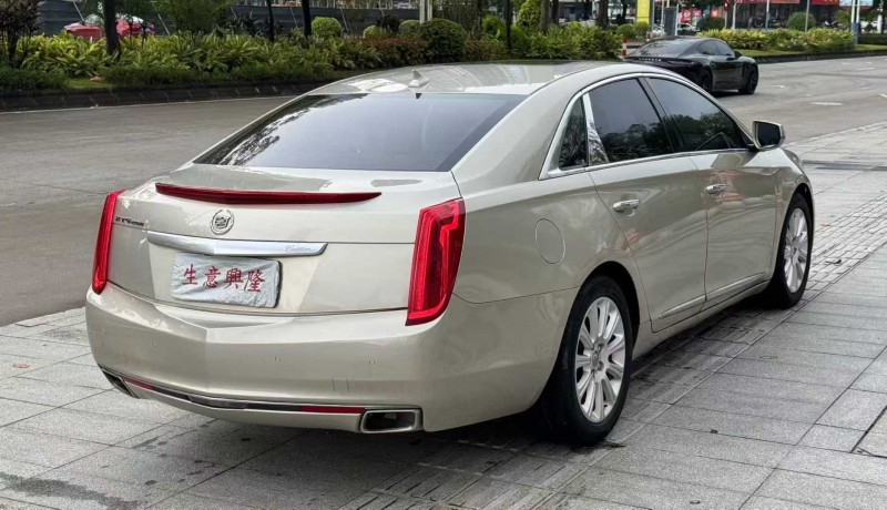 阳江13年凯迪拉克XTS8