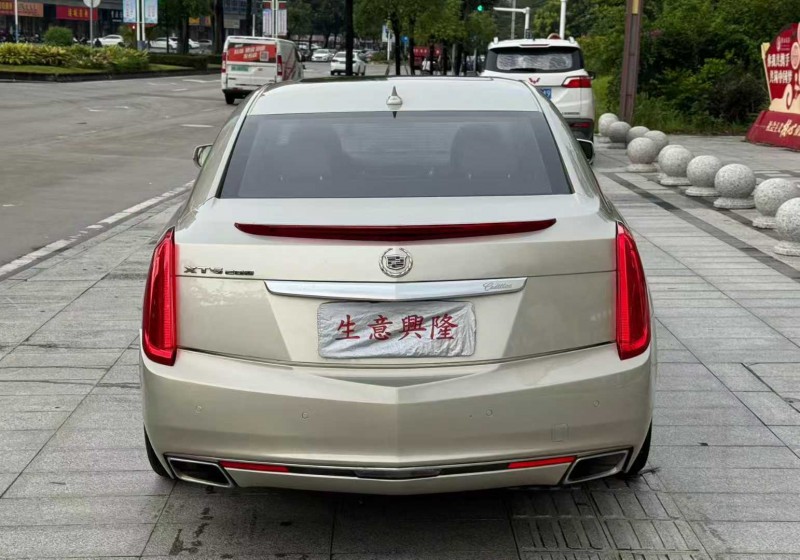 阳江13年凯迪拉克XTS9