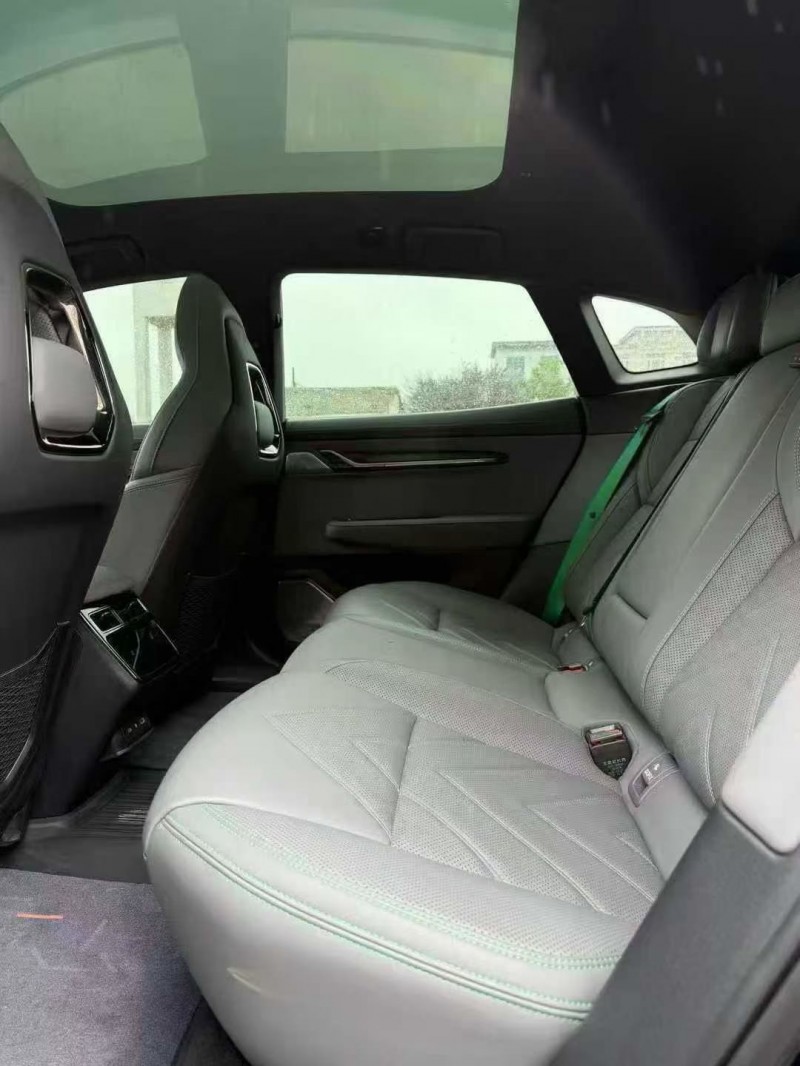 菏泽23年极氪汽车0016