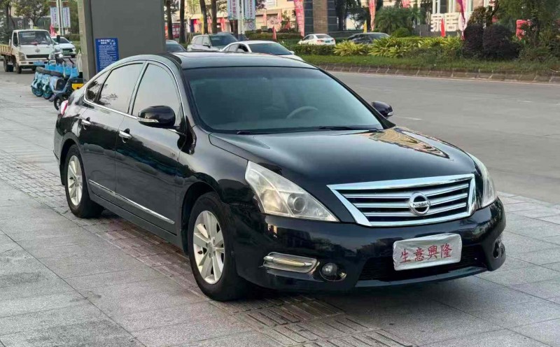 阳江11年日产天籁2