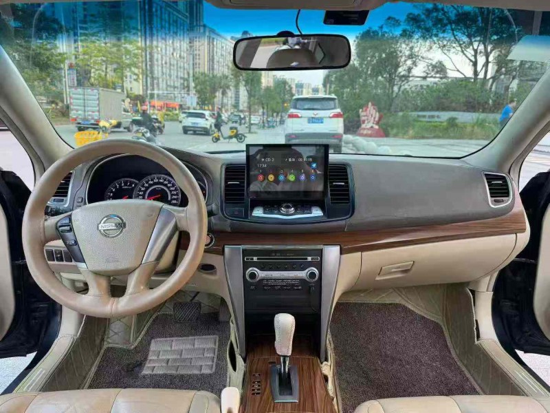 阳江11年日产天籁4