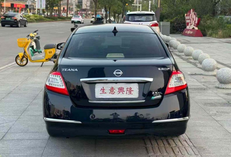 阳江11年日产天籁9