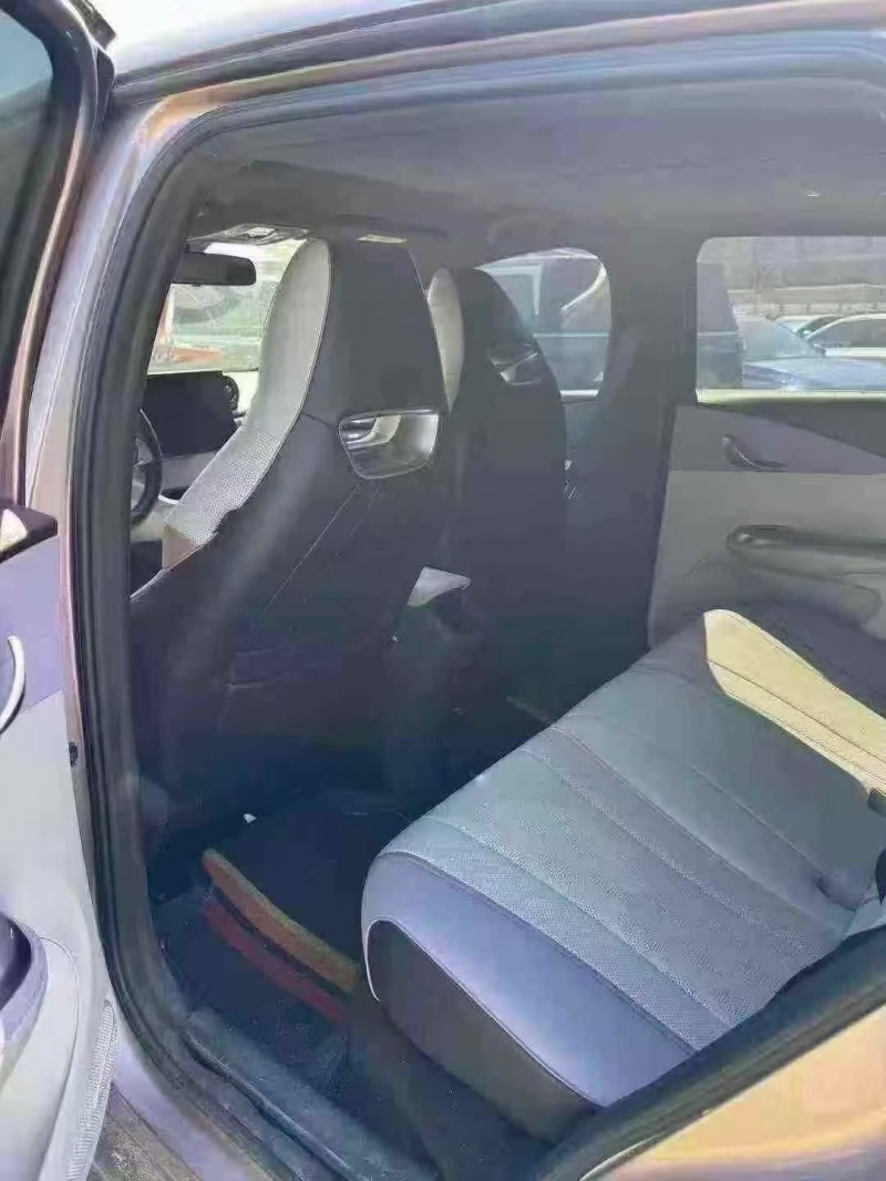 菏泽23年比亚迪海豚4