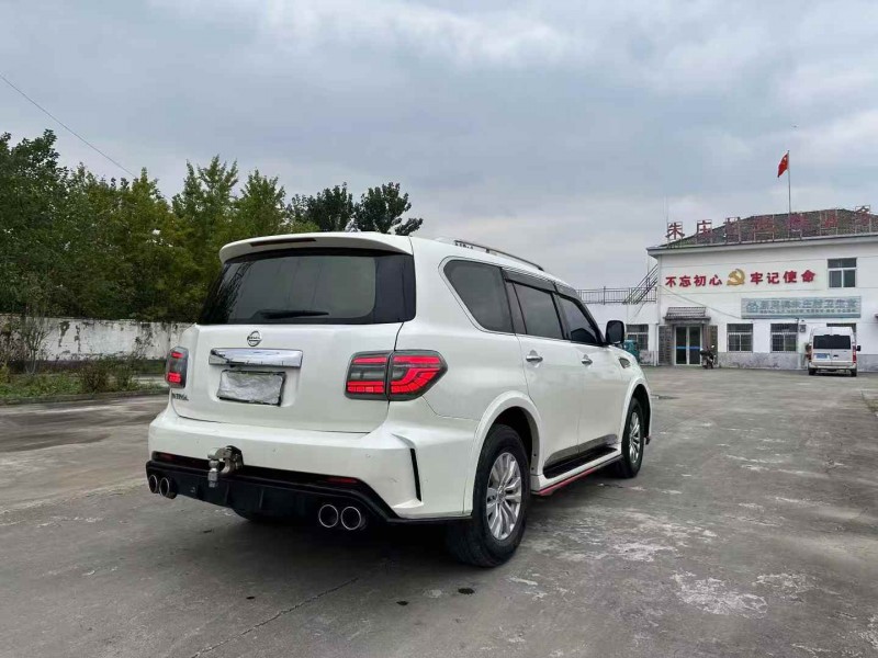 徐州19年日产途乐4